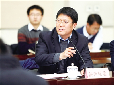 西安召開推動(dòng)民營企業(yè)上市掛牌圓桌會(huì)